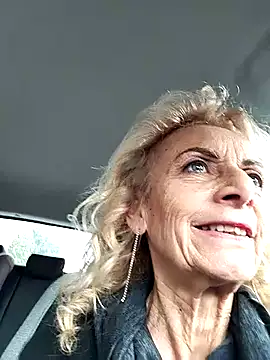 clarabell4 online show from February 27, 2026, 8:14 am