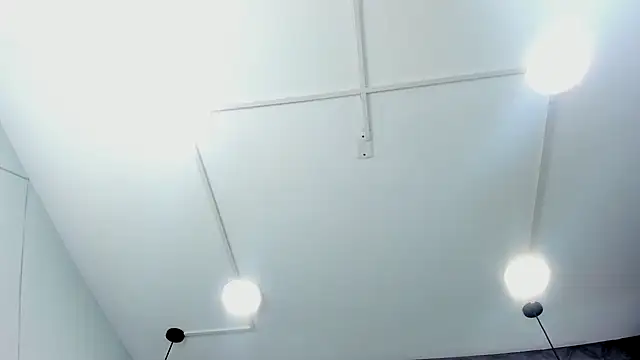 ThaliaCross online show from September 16, 2025, 7:48 pm