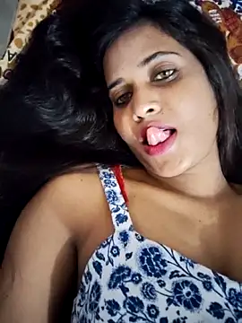 Snapshot of cute_radhikaa chatting on April 14, 2026, 9:15 am cute radhikaa online show from April 14, 2026, 9:15 am