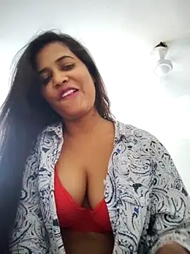 Snapshot of cute_radhikaa chatting on April 18, 2026, 9:57 am cute radhikaa online show from April 18, 2026, 9:57 am