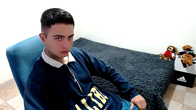 santii ss online show from October 22, 2025, 3:34 pm