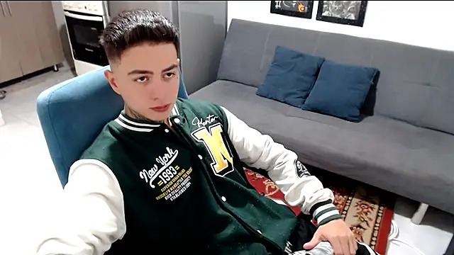 santii ss online show from January 11, 2026, 1:05 pm