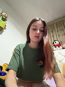 Snapshot of esmeralda_diamond69 chatting on February 5, 2026, 4:17 am esmeralda diamond69 online show from February 5, 2026, 4:17 am