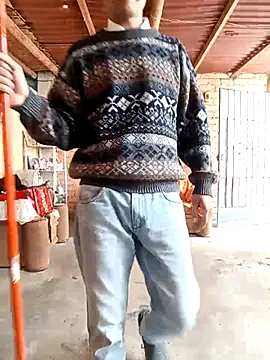 Snapshot of LecheDeSoya666 chatting on October 6, 2025, 6:49 pm LecheDeSoya666 online show from October 6, 2025, 6:49 pm