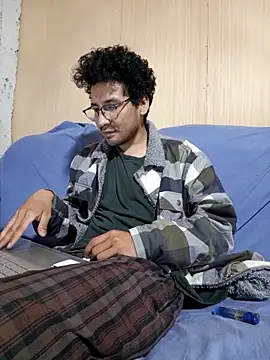 Snapshot of LecheDeSoya666 chatting on November 25, 2025, 5:29 am LecheDeSoya666 online show from November 25, 2025, 5:29 am