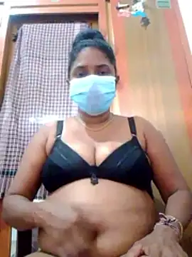 Snapshot of boosypussy chatting on April 2, 2026, 7:28 am boosypussy online show from April 2, 2026, 7:28 am