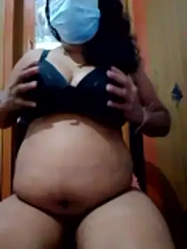 Snapshot of boosypussy chatting on April 3, 2026, 12:58 pm boosypussy online show from April 3, 2026, 12:58 pm