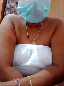 Snapshot of boosypussy chatting on April 5, 2026, 7:11 pm boosypussy online show from April 5, 2026, 7:11 pm