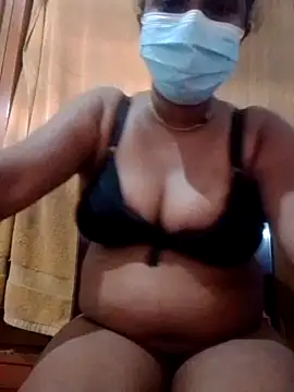 Snapshot of boosypussy chatting on April 7, 2026, 2:12 am boosypussy online show from April 7, 2026, 2:12 am