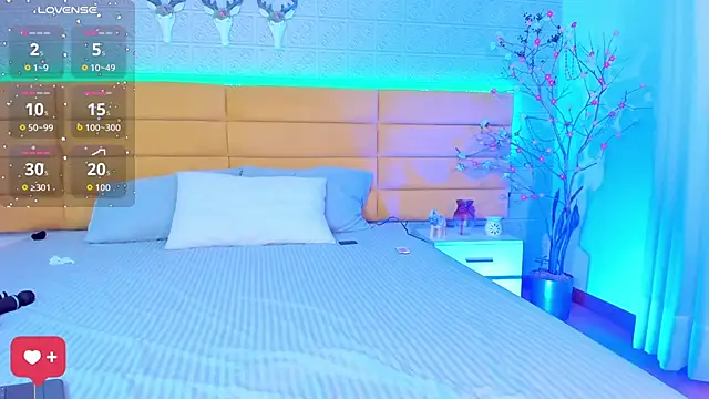 Snapshot of KamileBlake chatting on October 8, 2025, 5:27 am KamileBlake online show from October 8, 2025, 5:27 am