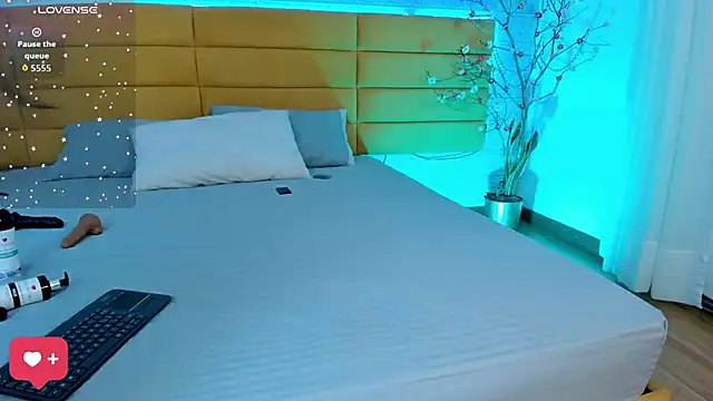 Snapshot of KamileBlake chatting on October 9, 2025, 5:49 am KamileBlake online show from October 9, 2025, 5:49 am