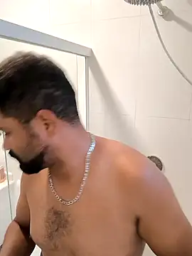 Snapshot of jhony051090 chatting on January 8, 2026, 9:06 pm jhony051090 online show from January 8, 2026, 9:06 pm