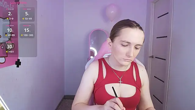 Vi Luxy online show from March 18, 2026, 2:04 am