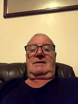 mke1874 online show from October 4, 2025, 8:18 pm