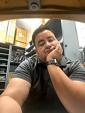 Snapshot of Ricomty chatting on November 25, 2025, 7:14 pm Ricomty online show from November 25, 2025, 7:14 pm