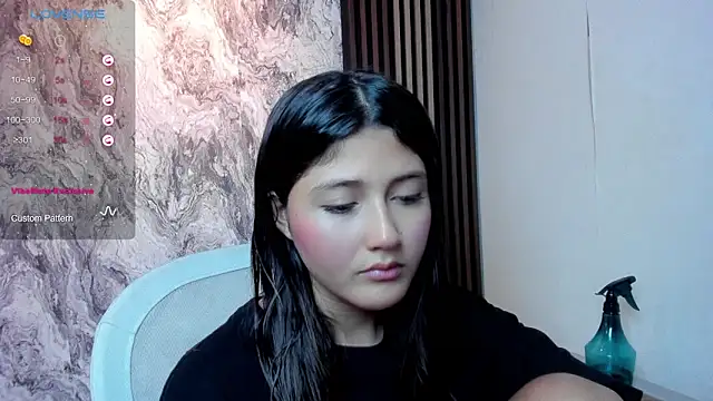 Snapshot of amy_innocent_1 chatting on April 18, 2026, 10:54 pm amy innocent 1 online show from April 18, 2026, 10:54 pm