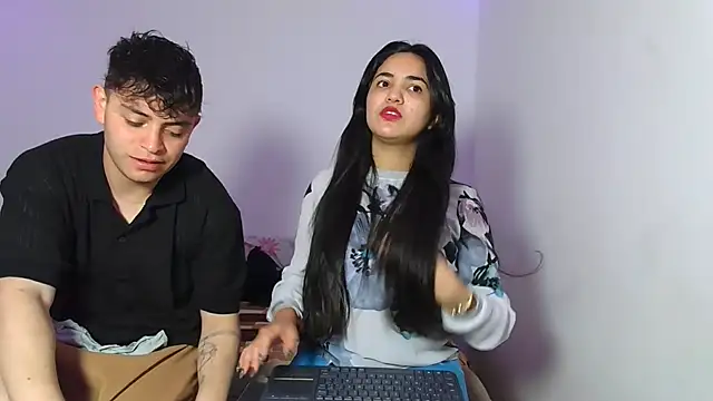 Snapshot of Naughty_Nights_Live chatting on October 7, 2025, 6:38 pm Naughty Nights Live online show from October 7, 2025, 6:38 pm