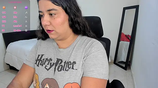 MariamCastiblanco online show from March 26, 2026, 8:25 pm