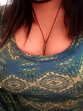 hot grieal1 online show from January 5, 2026, 8:01 pm