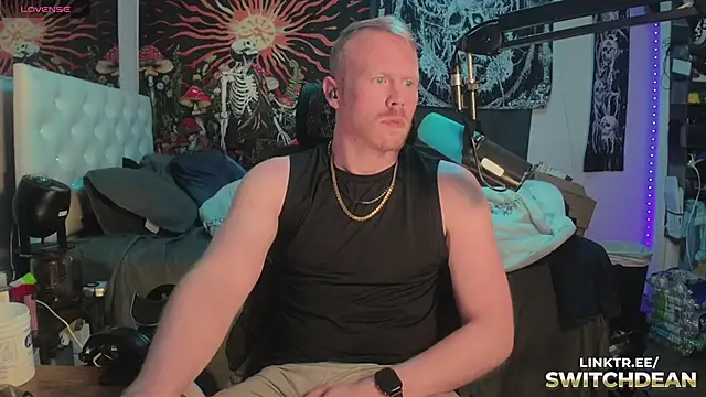 twunkdean online show from November 4, 2025, 5:06 am