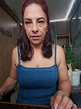 Snapshot of _Kamy_Hot chatting on June 2, 2026, 1:24 pm Kamy Hot online show from June 2, 2026, 1:24 pm