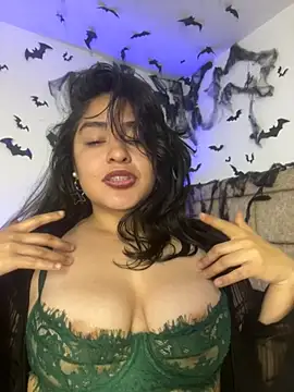 EmilyNoir1 online show from November 2, 2025, 1:41 am