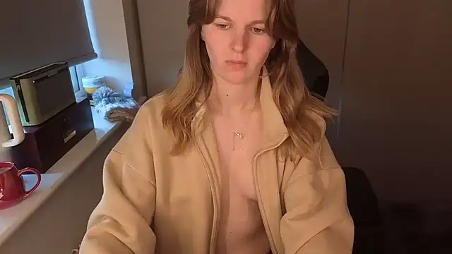 Lilly-Luscious online show from December 2, 2025, 3:18 pm