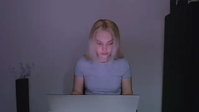 Lia noo regrets online show from April 3, 2026, 7:12 pm