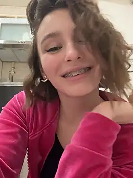 ZariaFlame online show from January 12, 2026, 12:16 am