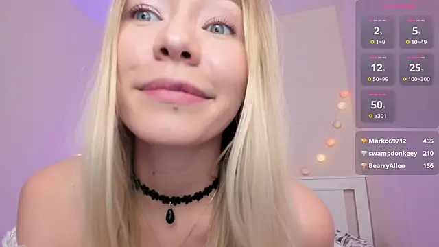 Snapshot of DanaCandy chatting on March 20, 2025, 10:51 pm DanaCandy online show from March 20, 2025, 10:51 pm