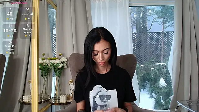 Snapshot of ParissHiltonX chatting on February 24, 2026, 5:49 am ParissHiltonX online show from February 24, 2026, 5:49 am