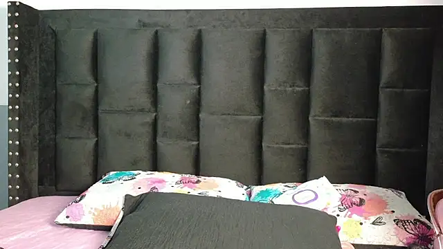 MySugarmoomy online show from February 15, 2026, 12:03 pm