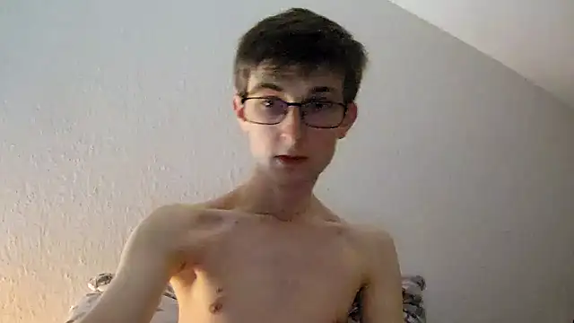yourhengst online show from December 14, 2025, 6:34 pm