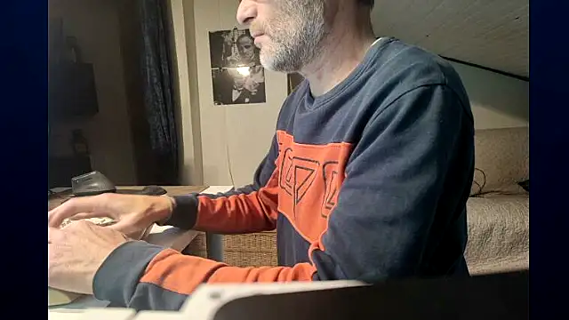 french male whorexh online show from December 16, 2025, 7:57 am