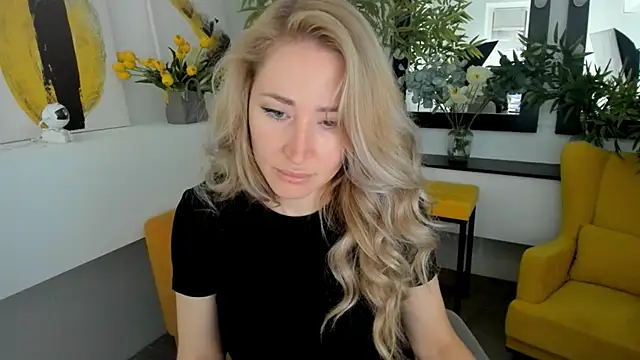 AstraMonroe online show from October 17, 2025, 7:11 am