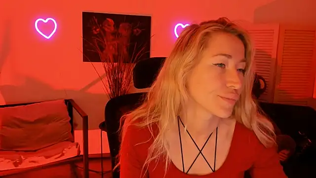 AstraMonroe online show from March 25, 2026, 1:11 am