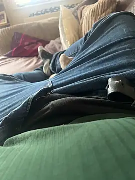 different-strokes online show from November 3, 2025, 1:23 pm