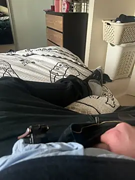 Snapshot of different-strokes chatting on February 23, 2026, 3:31 pm different-strokes online show from February 23, 2026, 3:31 pm