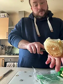 Snapshot of different-strokes chatting on February 24, 2026, 2:04 pm different-strokes online show from February 24, 2026, 2:04 pm