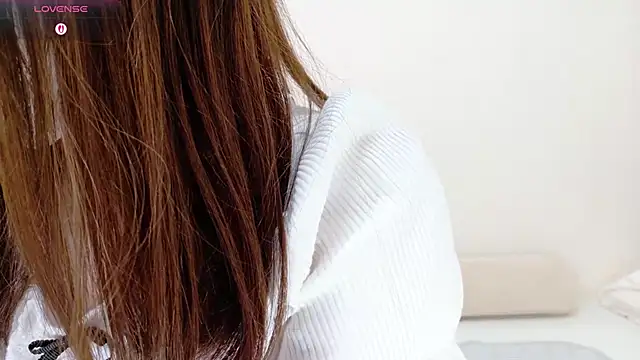 mana-chan online show from September 21, 2025, 8:49 am