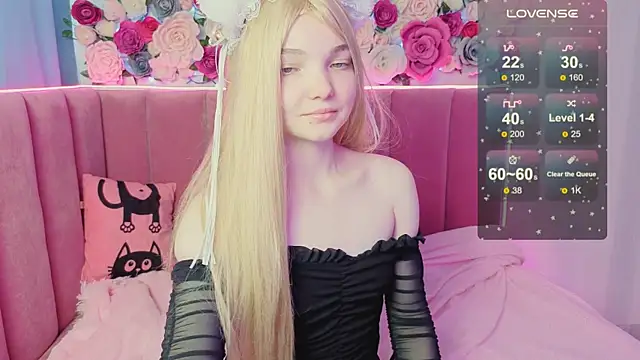 Snapshot of AnimeAlica18 chatting on October 31, 2025, 2:23 am AnimeAlica18 online show from October 31, 2025, 2:23 am