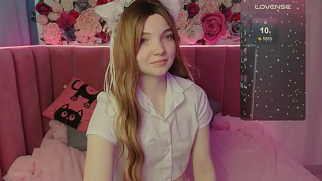 Snapshot of AnimeAlica18 chatting on November 1, 2025, 2:24 am AnimeAlica18 online show from November 1, 2025, 2:24 am