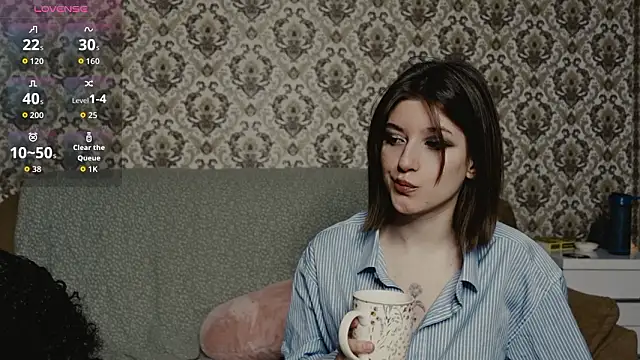 Marinaxmonroe online show from February 8, 2026, 2:31 pm