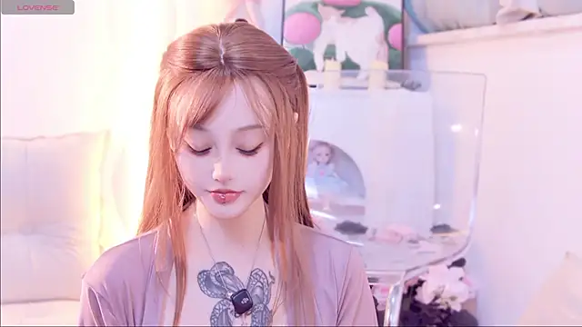 Miya-222 online show from December 22, 2025, 5:26 am