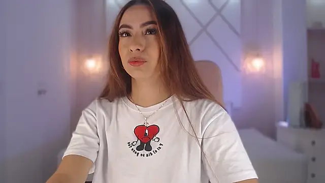 Snapshot of isabellashine chatting on October 9, 2025, 2:59 pm isabellashine online show from October 9, 2025, 2:59 pm