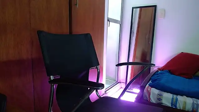 joacob00m online show from November 21, 2025, 7:56 pm