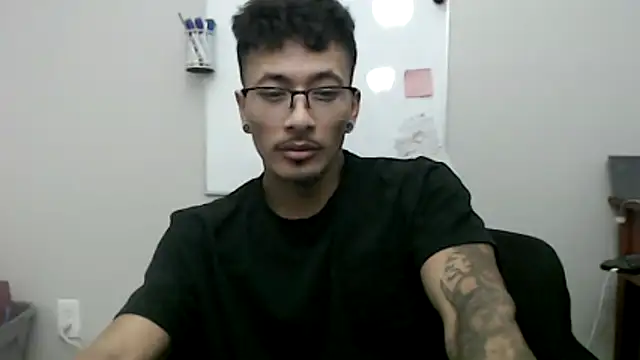 Snapshot of tanjir020 chatting on February 14, 2026, 10:12 am tanjir020 online show from February 14, 2026, 10:12 am