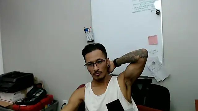 Snapshot of tanjir020 chatting on February 22, 2026, 2:26 pm tanjir020 online show from February 22, 2026, 2:26 pm