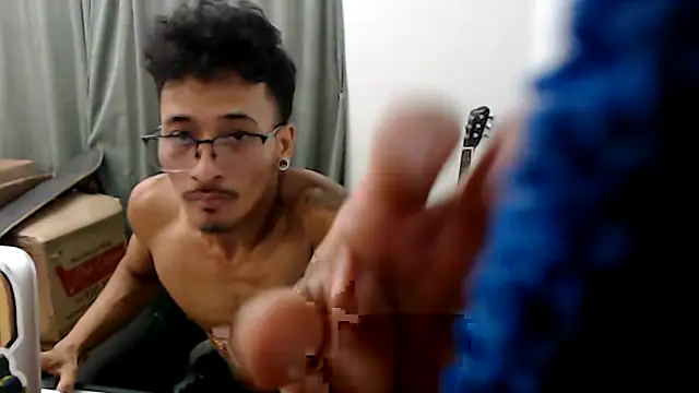 tanjir020 online show from March 16, 2026, 12:06 am