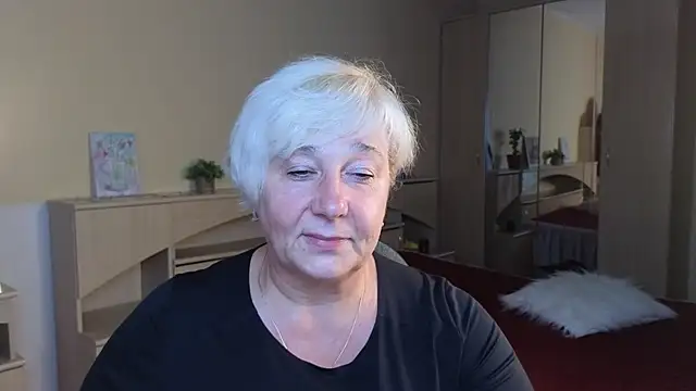 Snapshot of Milana_Milky chatting on September 18, 2025, 5:09 am Milana Milky online show from September 18, 2025, 5:09 am